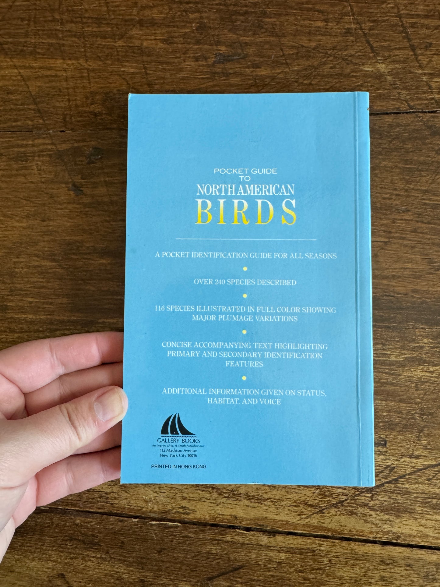 North American Birds Pocket Guide Book by Andrew Cleave