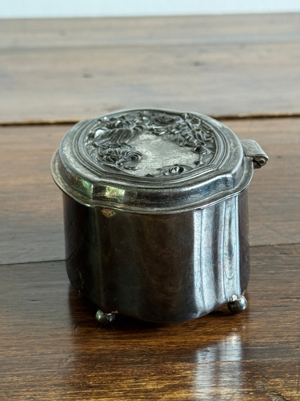 Vintage Art Nouveau DS. Co Pewter Silver-Tone Trinket Box with Floral Hinged Lid