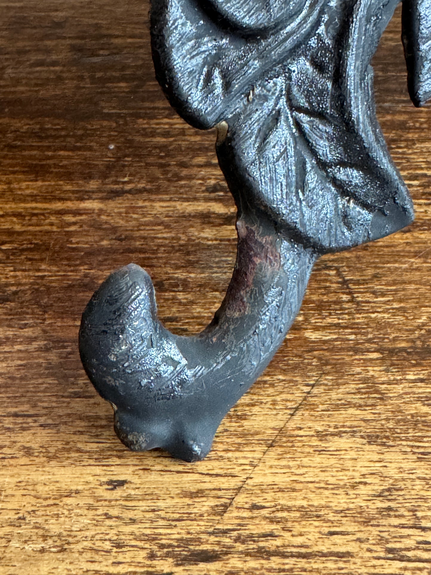 Metal Cast Iron Hummingbird with Flowers Wall Hook