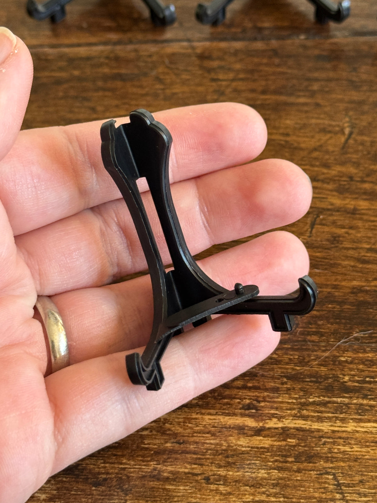 Set of Four Plastic Mini Stands