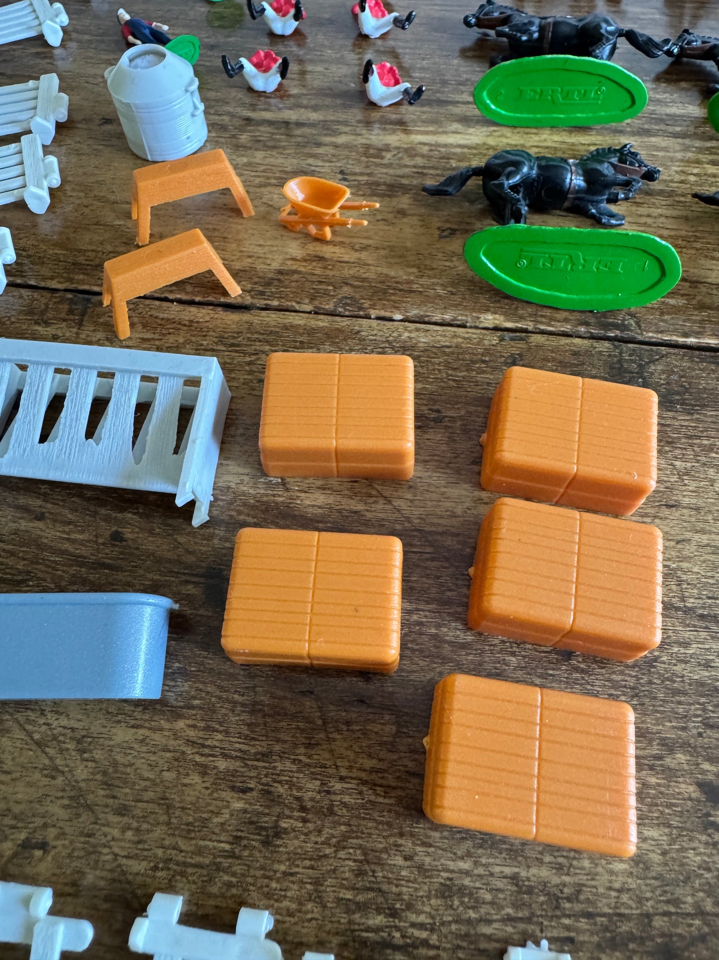 Ertl Brand Farm Animal Toy Set with Mixed Pieces
