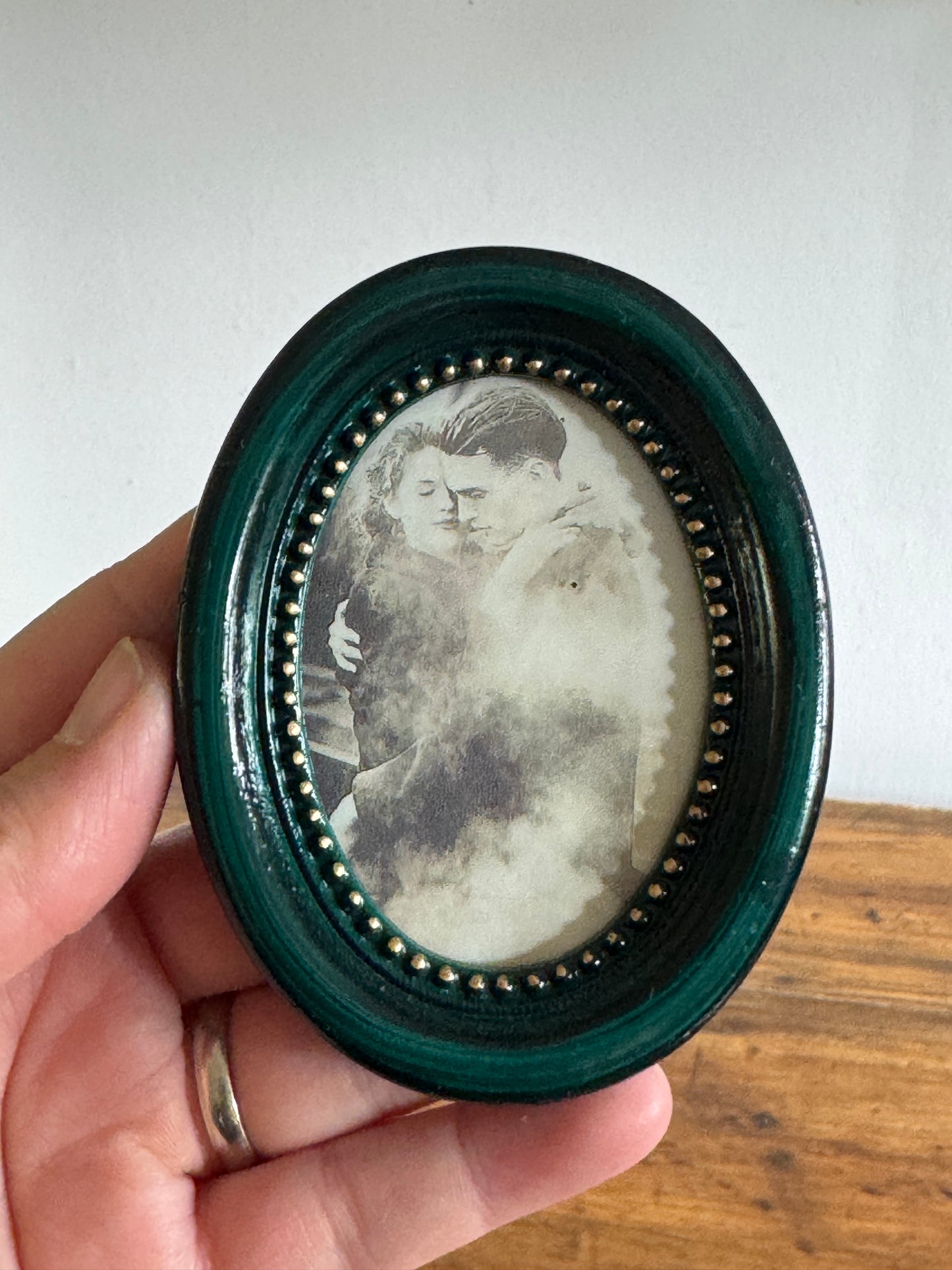 PICK ONE: Small Plastic Frames with Small Metal Stand