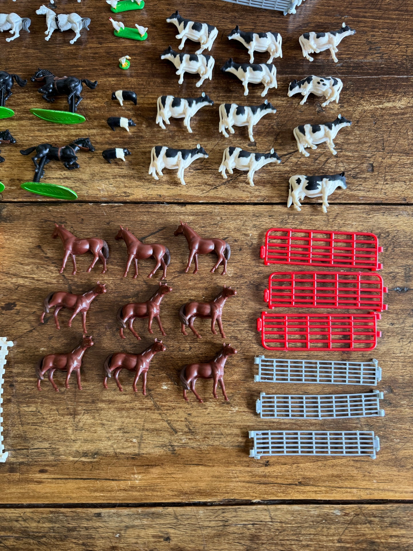 Ertl Brand Farm Animal Toy Set with Mixed Pieces