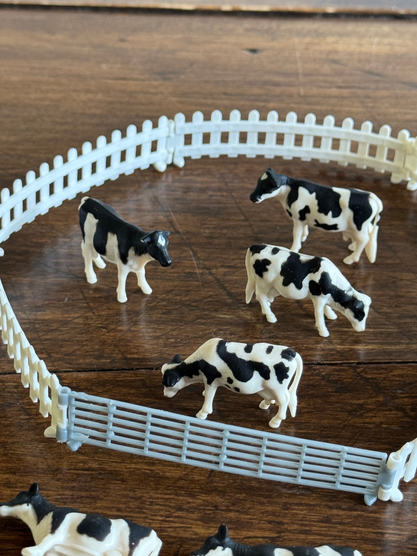 Ertl Brand Farm Animal Toy Set with Mixed Pieces
