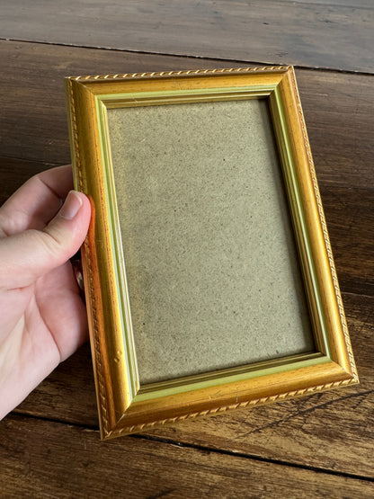 Small Gold Tone Frame with Light Green Edge Detailing 4x6 Photo