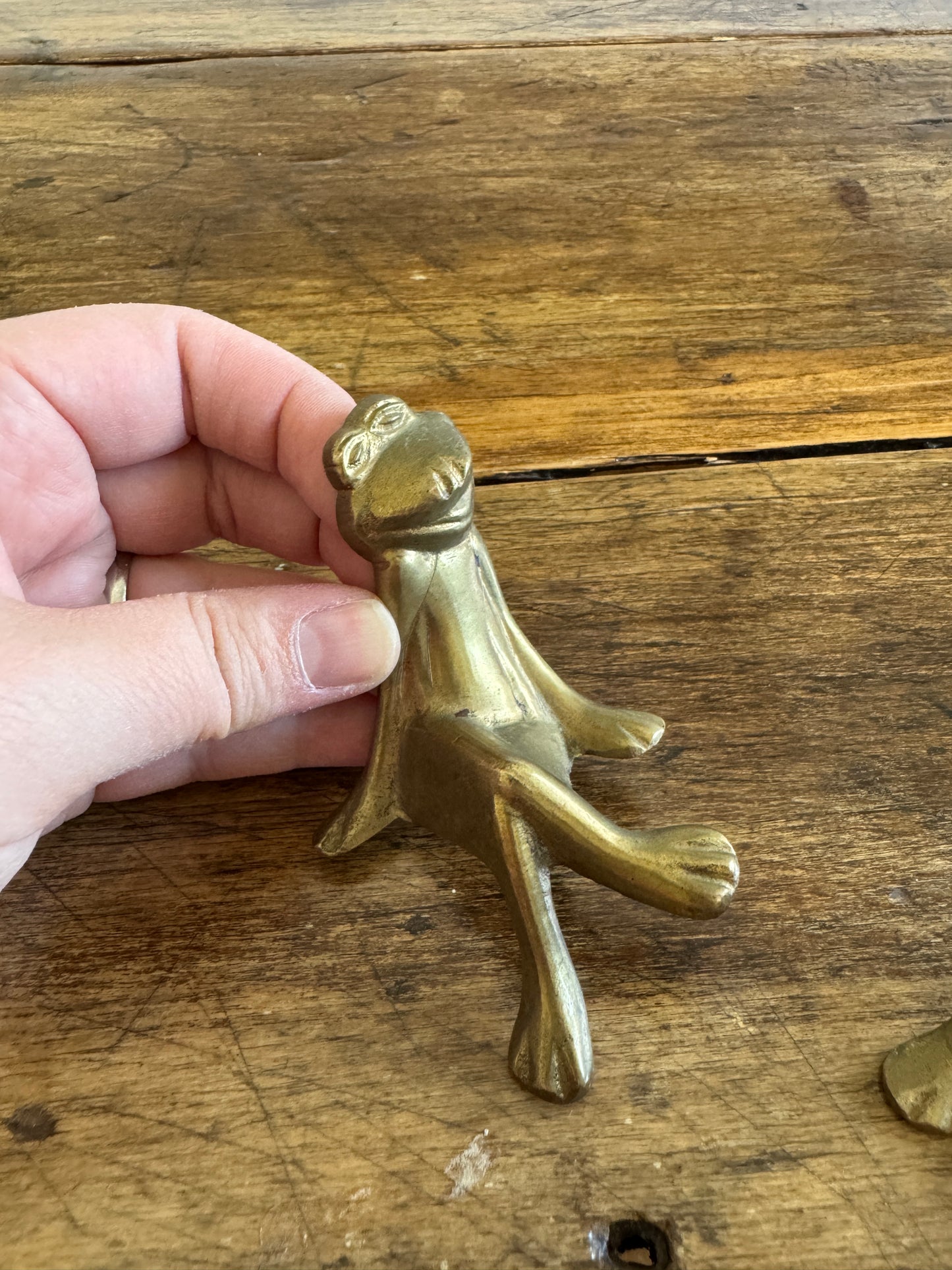 Vintage Brass Frog Shelf Sitter Couple