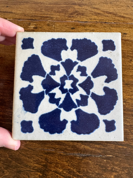 Small Blue and White Tile Trivet with Plastic Feet