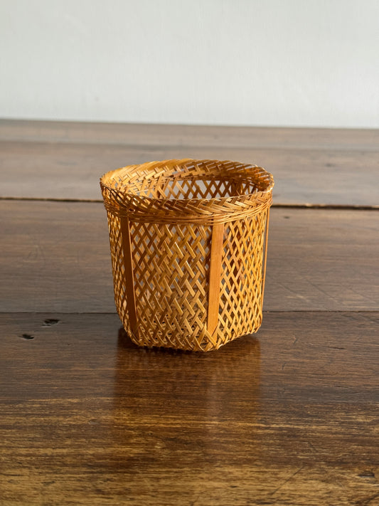 Small/Miniature Rattan Basket Holder with Hexagon Base