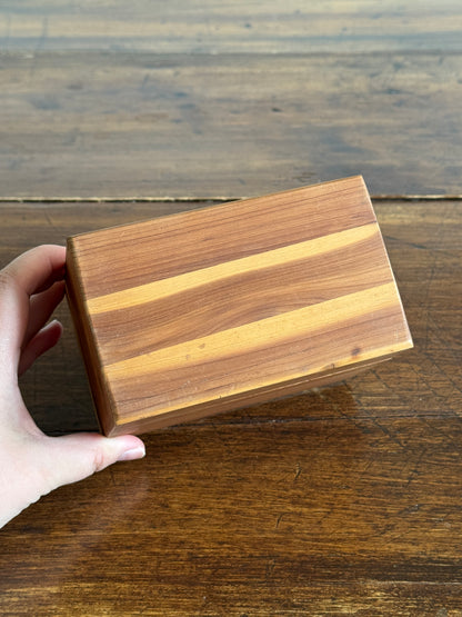 Wood Recipe Card Holder with Lovely Wood Grain - Simple Wood Storage Box