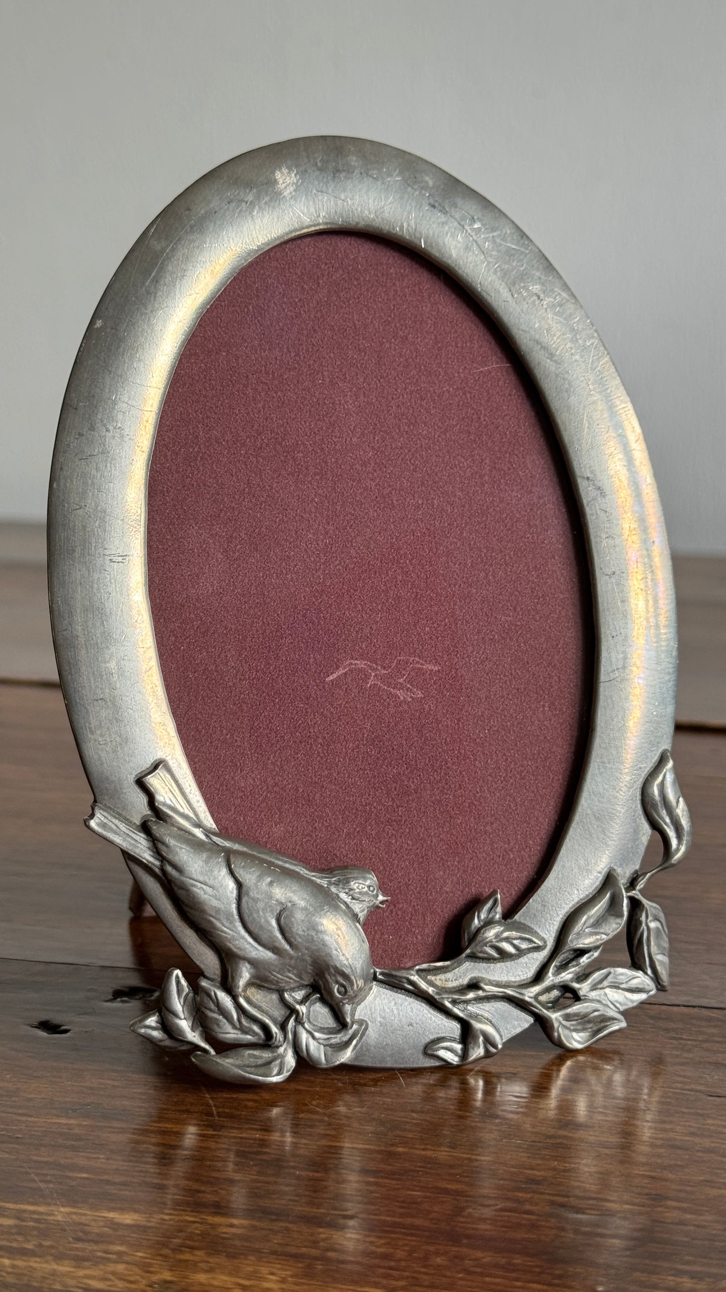 Vintage Seagull Pewter Oval Shaped Bird Photo Frame