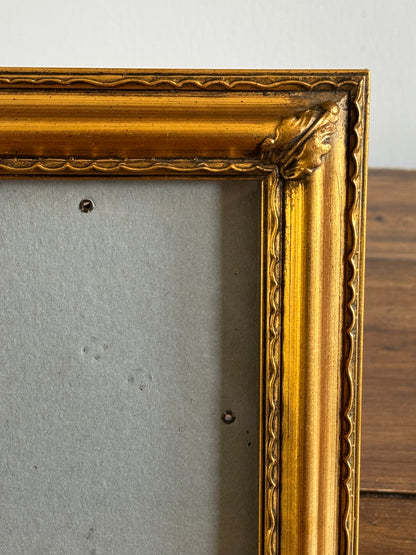 Gold Ornate 5x7 Photo Frame with Leaf Corner Design