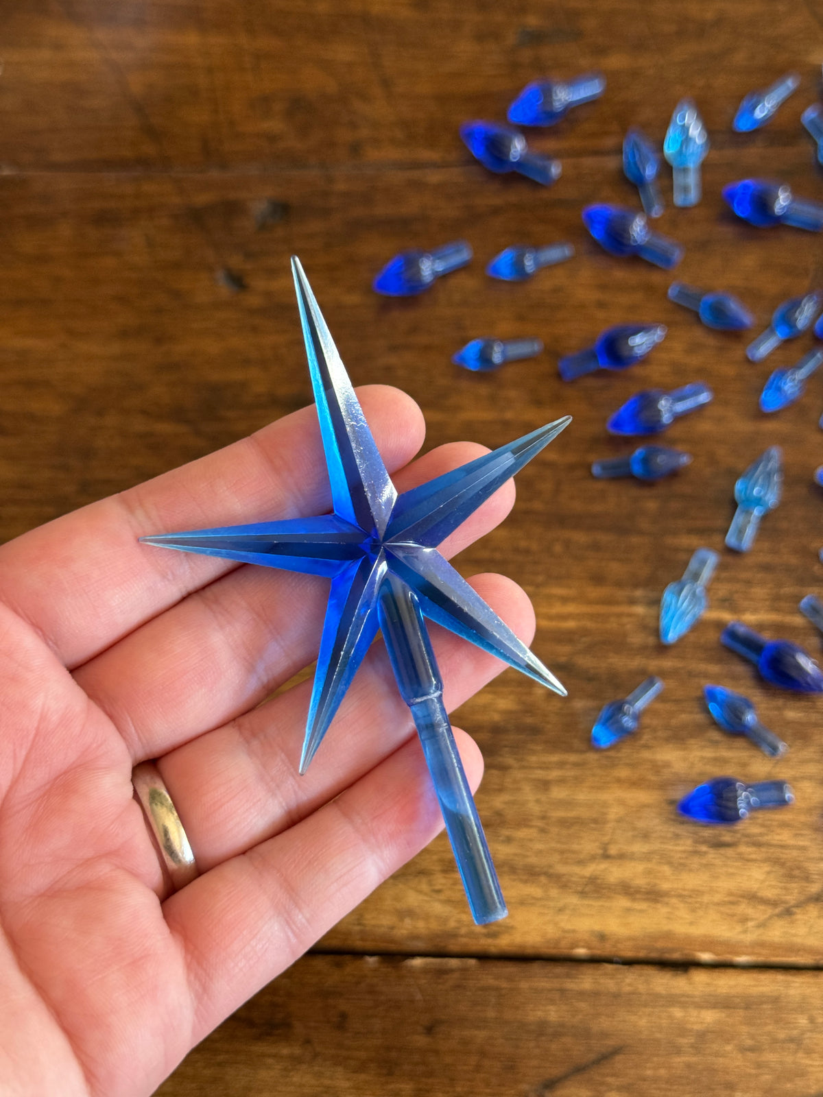 Mixed Lot of Blue Ceramic Christmas Tree Light Pegs and Star Topper Replacement Bulbs
