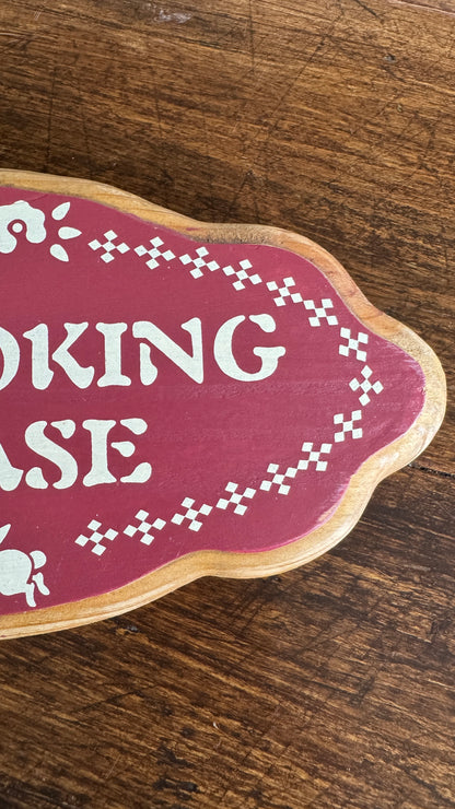 Wooden Painted Cottage “No Smoking Please” Sign