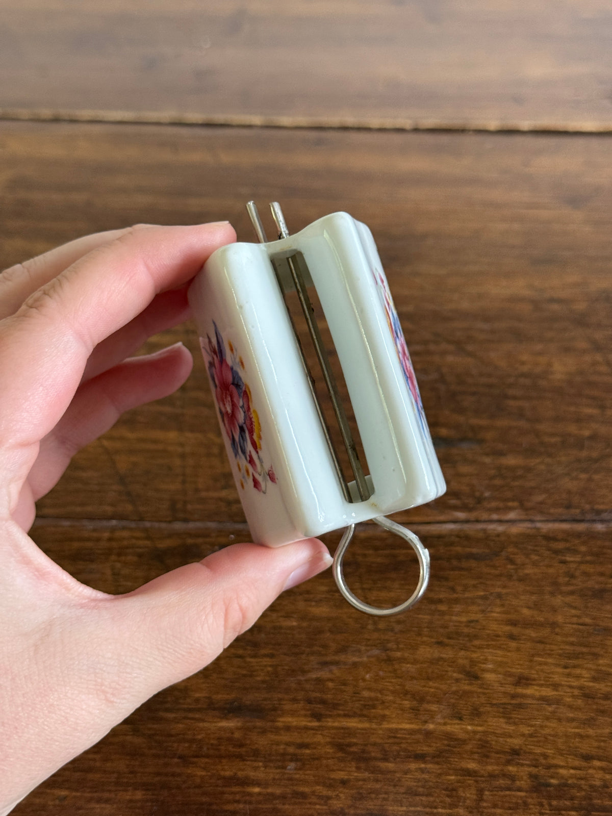 Vintage Porcelain Toothpaste Tube Roller/Squeezer with Metal Pin and Floral Patterned Design