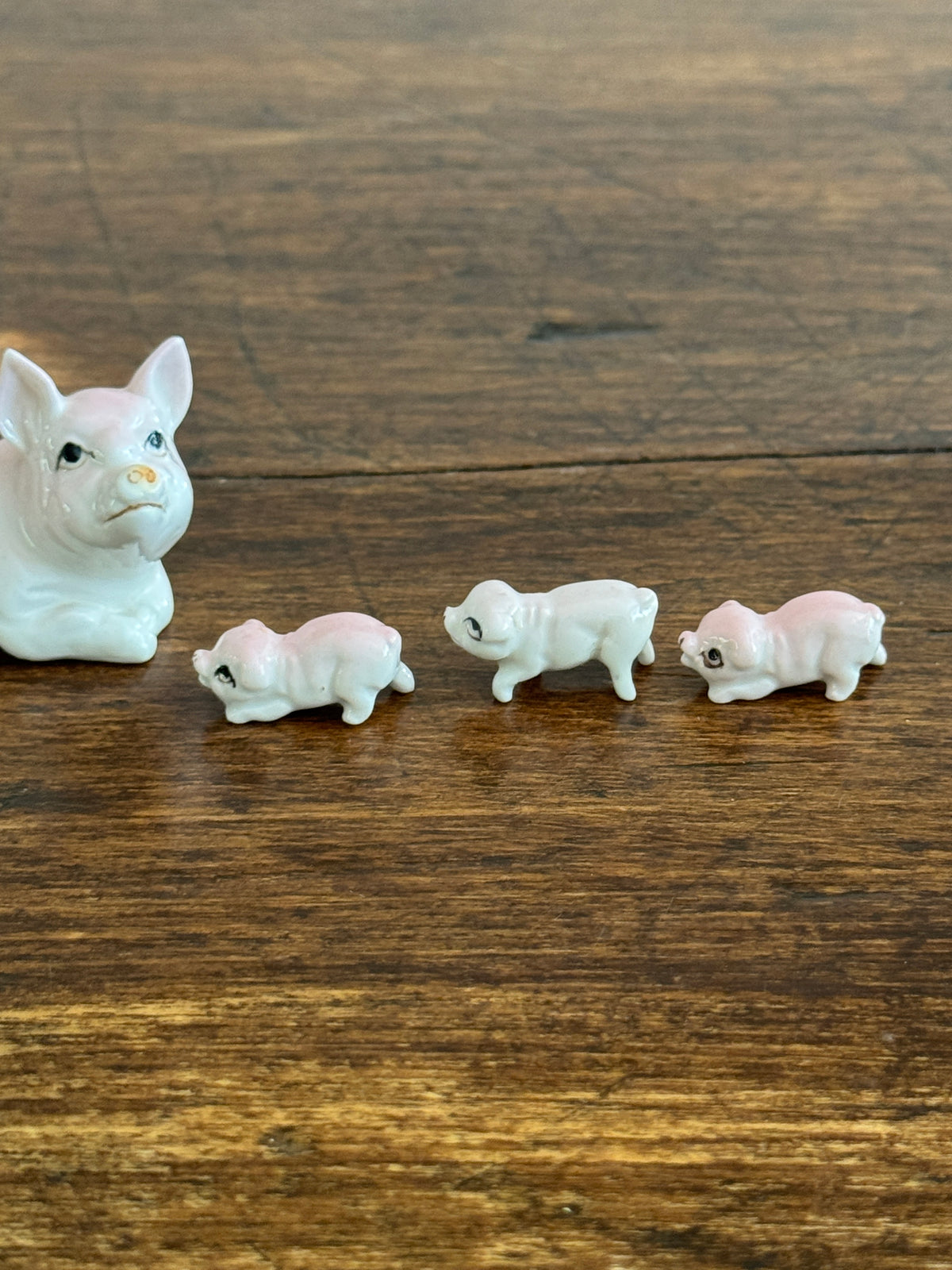 Vintage Bone China Miniature Piggies and Momma - Pig and Piglet Set