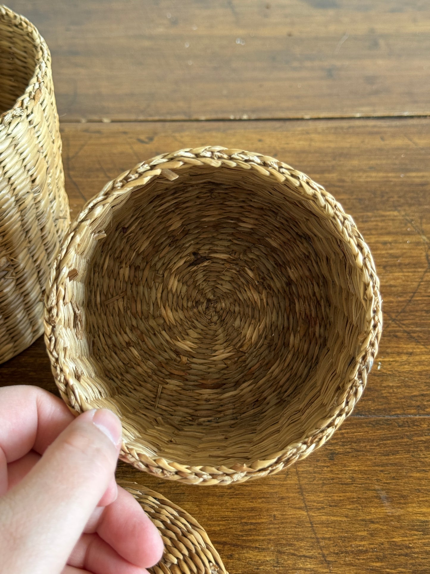 Set of Two Nesting Baskets - Woven Small Storage Baskets with Lids