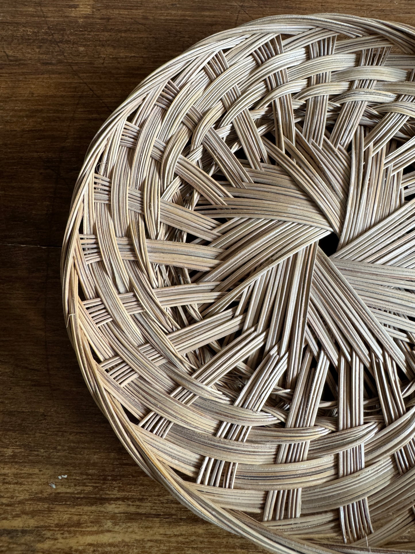 Woven Wicker Flat Basket