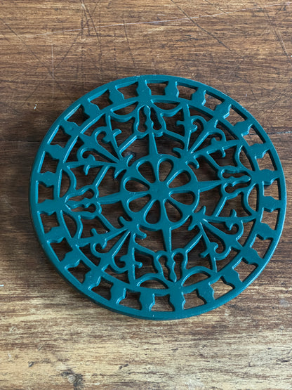 Green Metal Trivet - Metal Hot Plate or Plant Stand