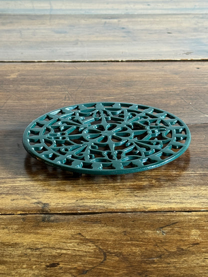 Green Metal Trivet - Metal Hot Plate or Plant Stand