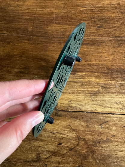 Green Metal Trivet - Metal Hot Plate or Plant Stand