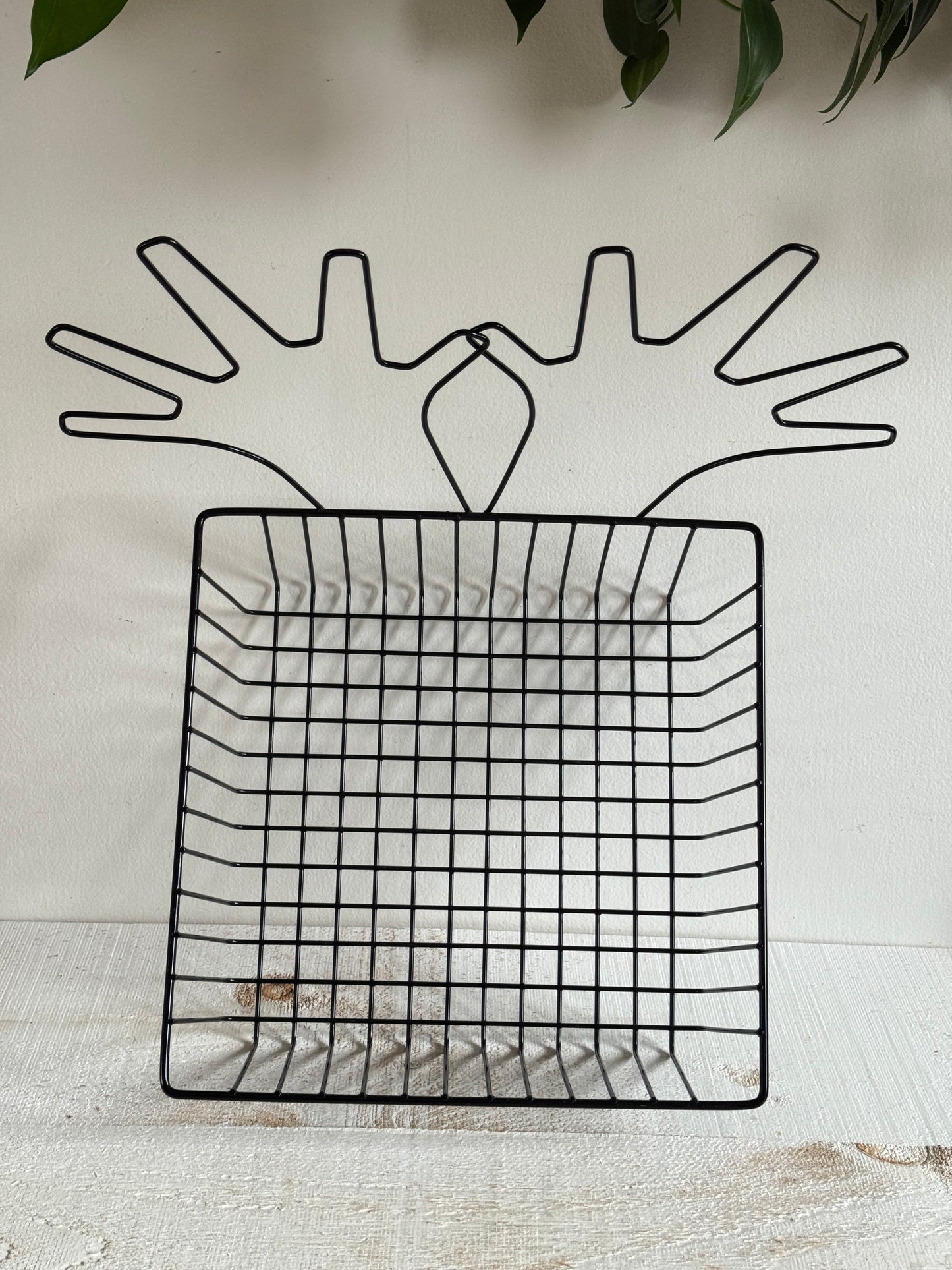 Black Wire Basket with Two Open Hands on Back - Finger Puppet Hand Display Basket for Retail or Markets