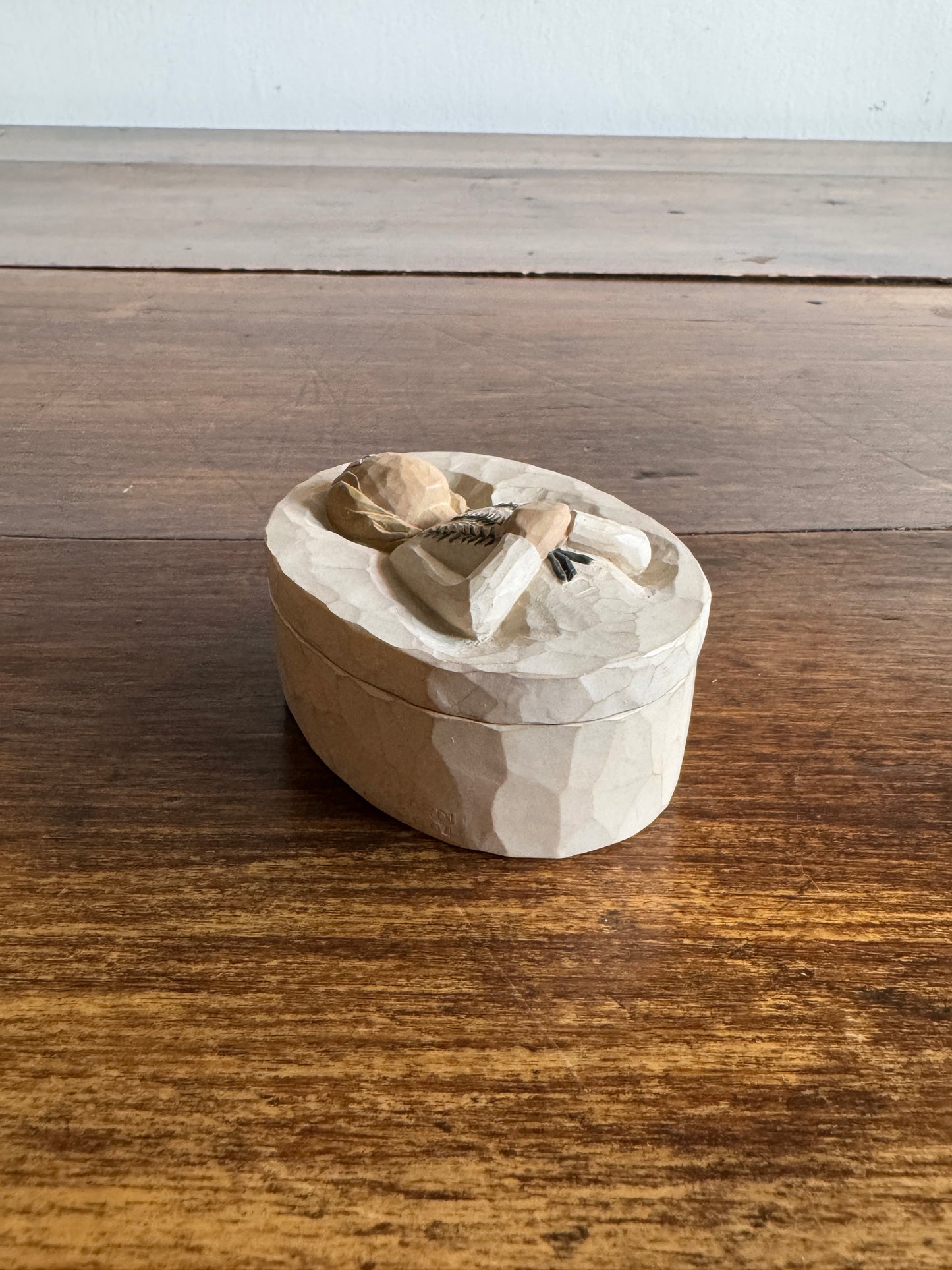 Willowtree Remembrance 2004 Trinket Box- Keeping Treasured Memories Close