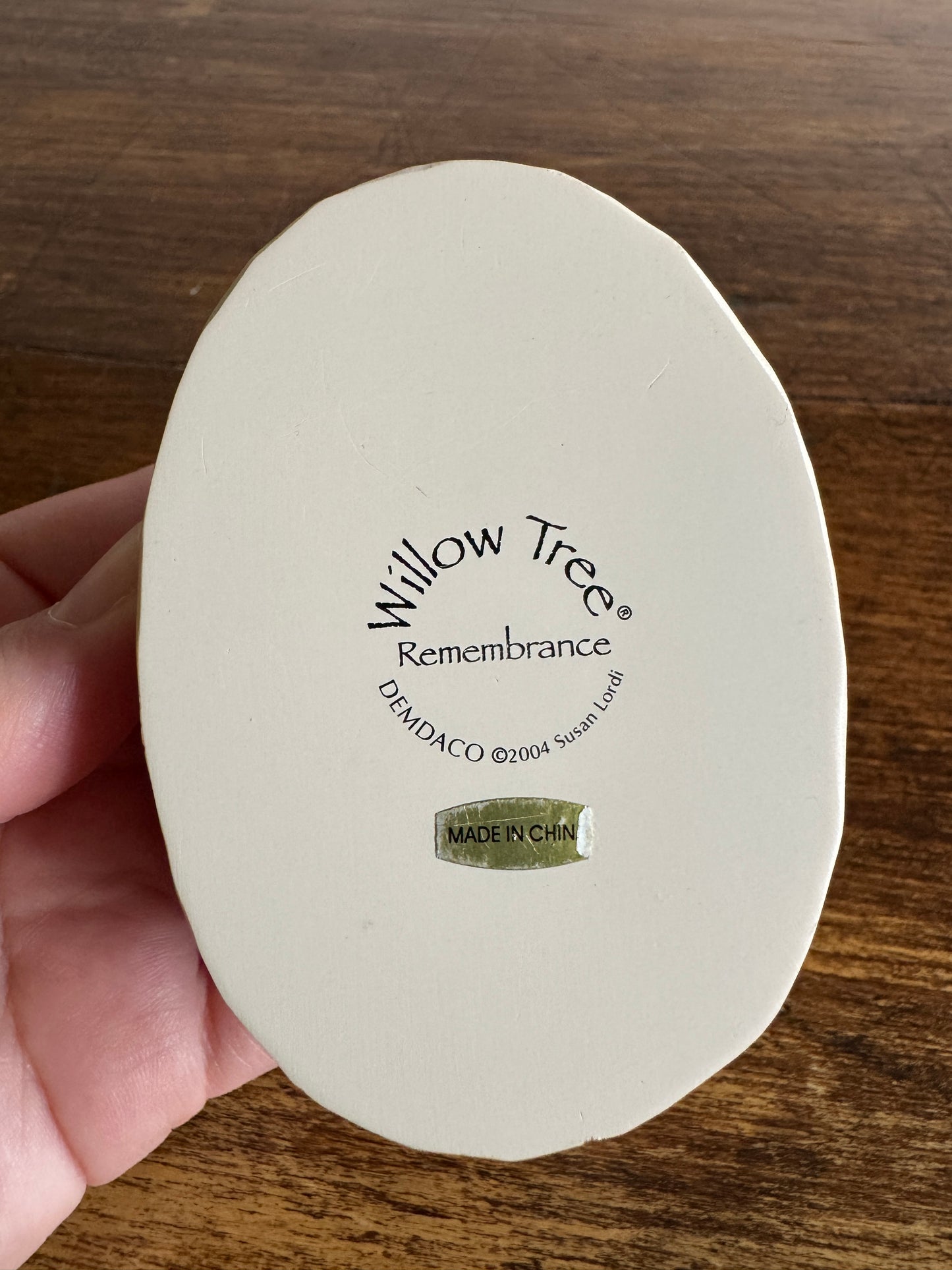 Willowtree Remembrance 2004 Trinket Box- Keeping Treasured Memories Close