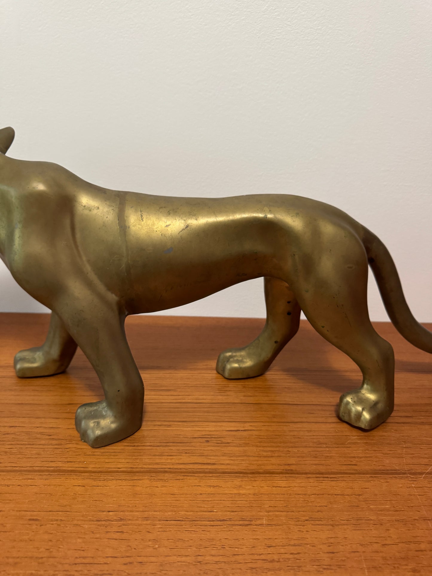 Substantial Vintage Modern Brass Panther Cat Sculpture - Vintage Brass Wild Cat Figurine