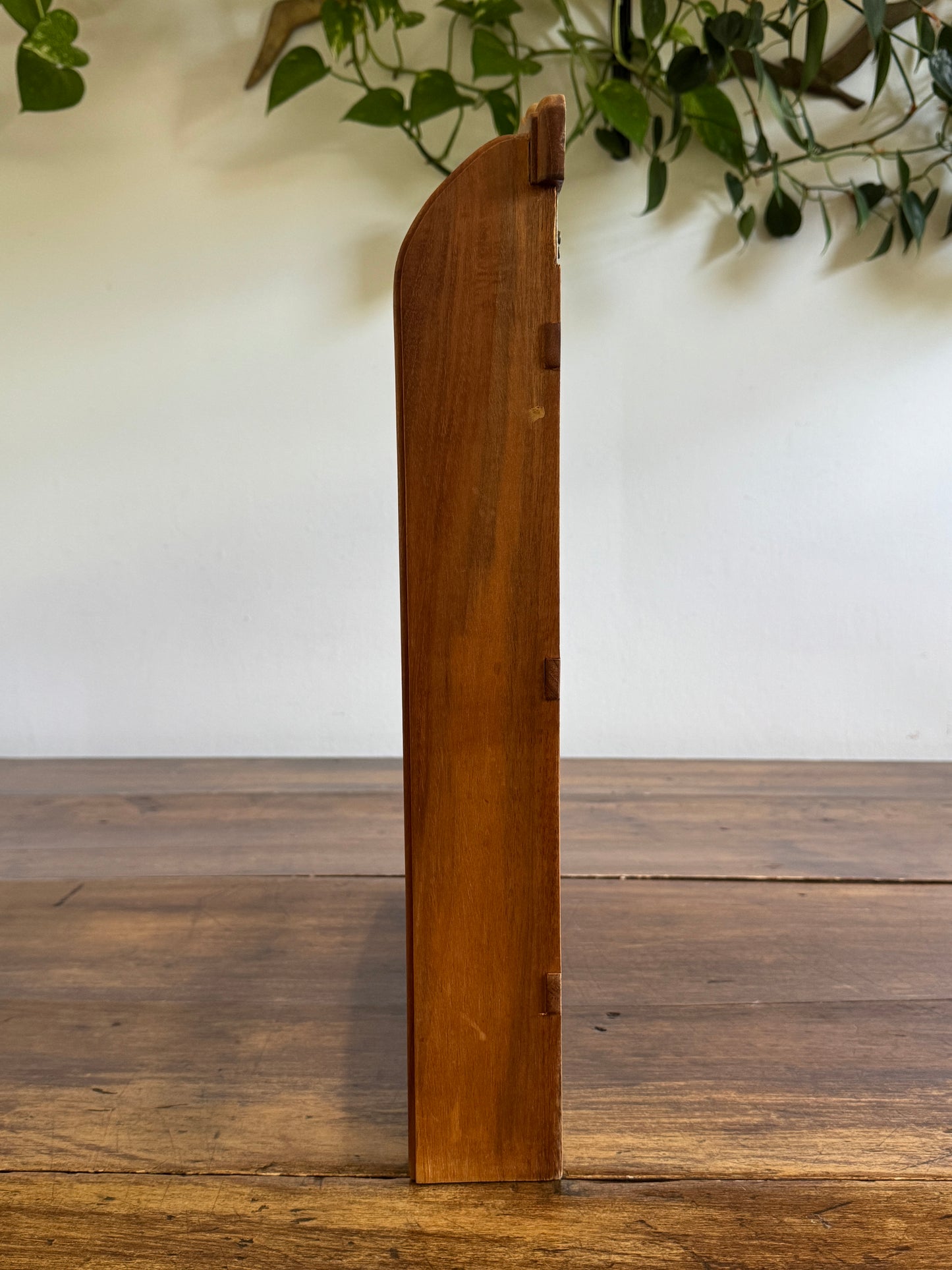 Large Wood Spice Rack with Simplistic Design - Wall Mounted or Table Top