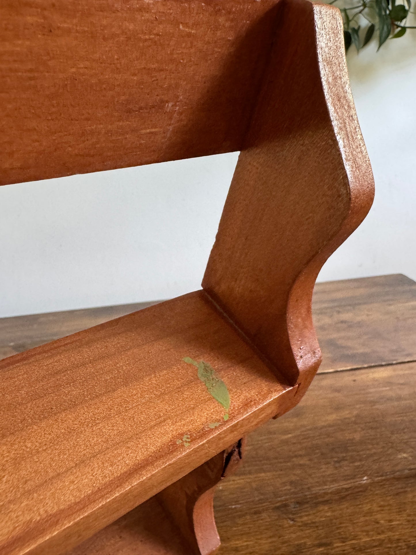 Large Spice Rack with Simple Wood Carved Edging - Wall Mounted
