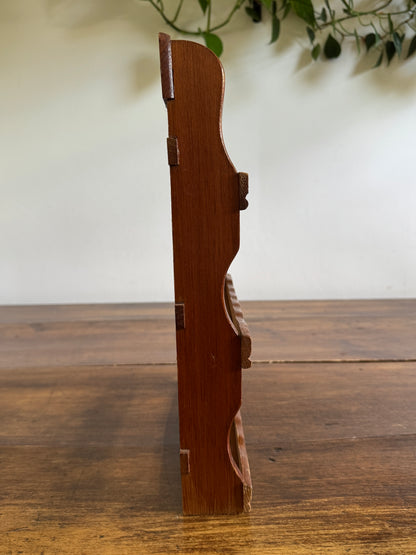 Small Spice Rack with Simple Wavy Front Design - Table Top or Wall Mounted