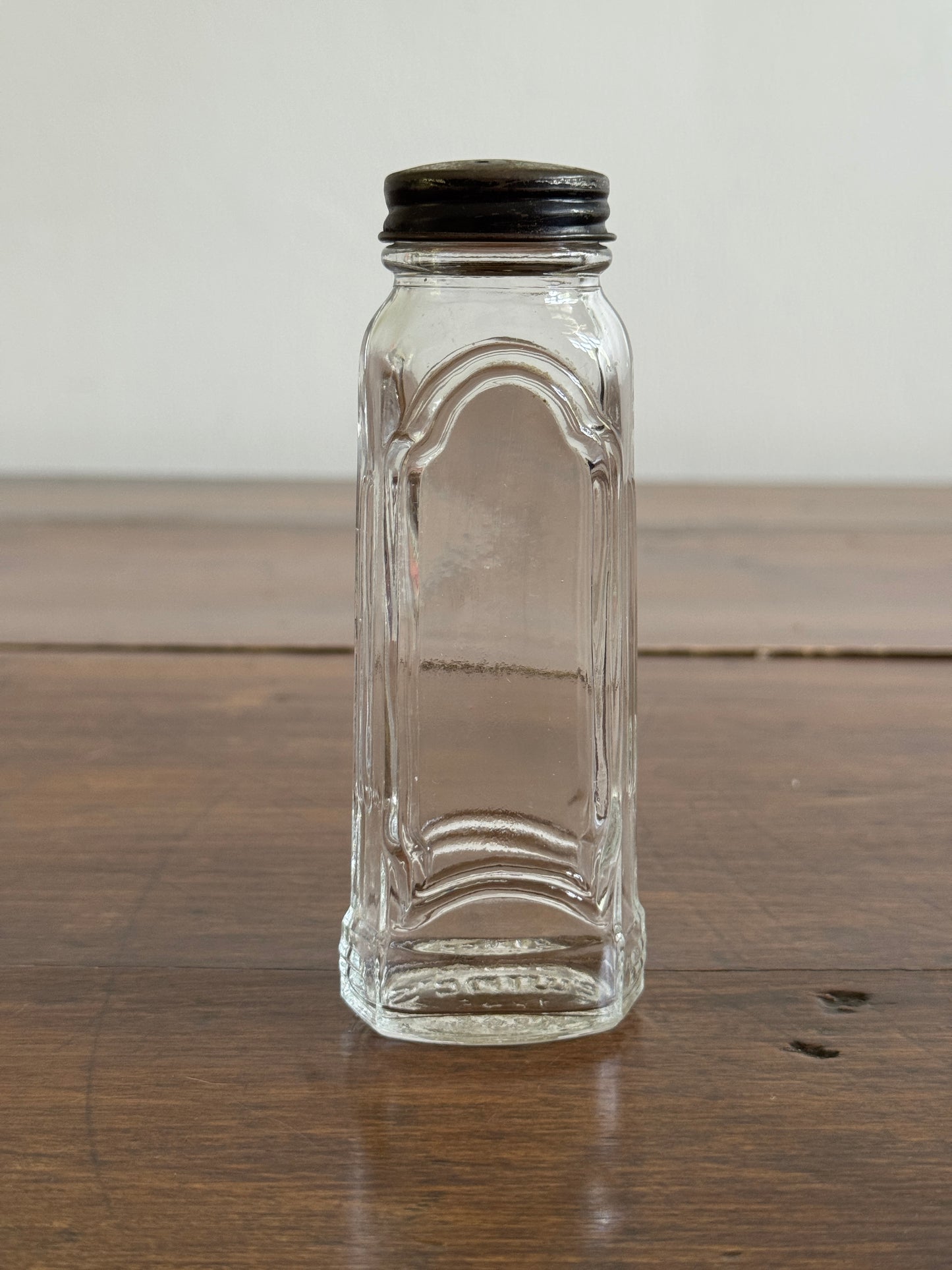 Vintage Single Spice Shaker Ewings Since 1845 - Made in Canada