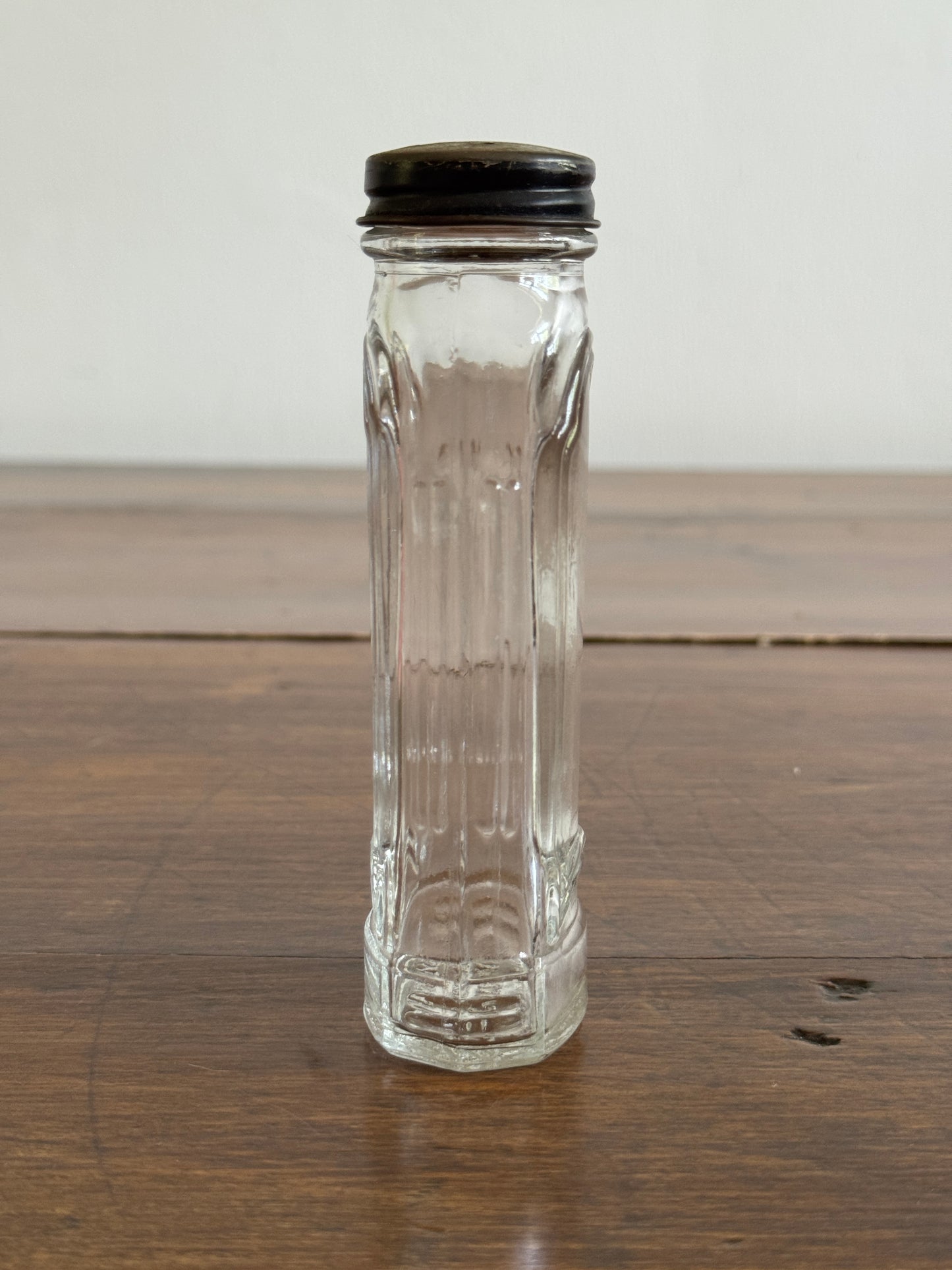 Vintage Single Spice Shaker Ewings Since 1845 - Made in Canada
