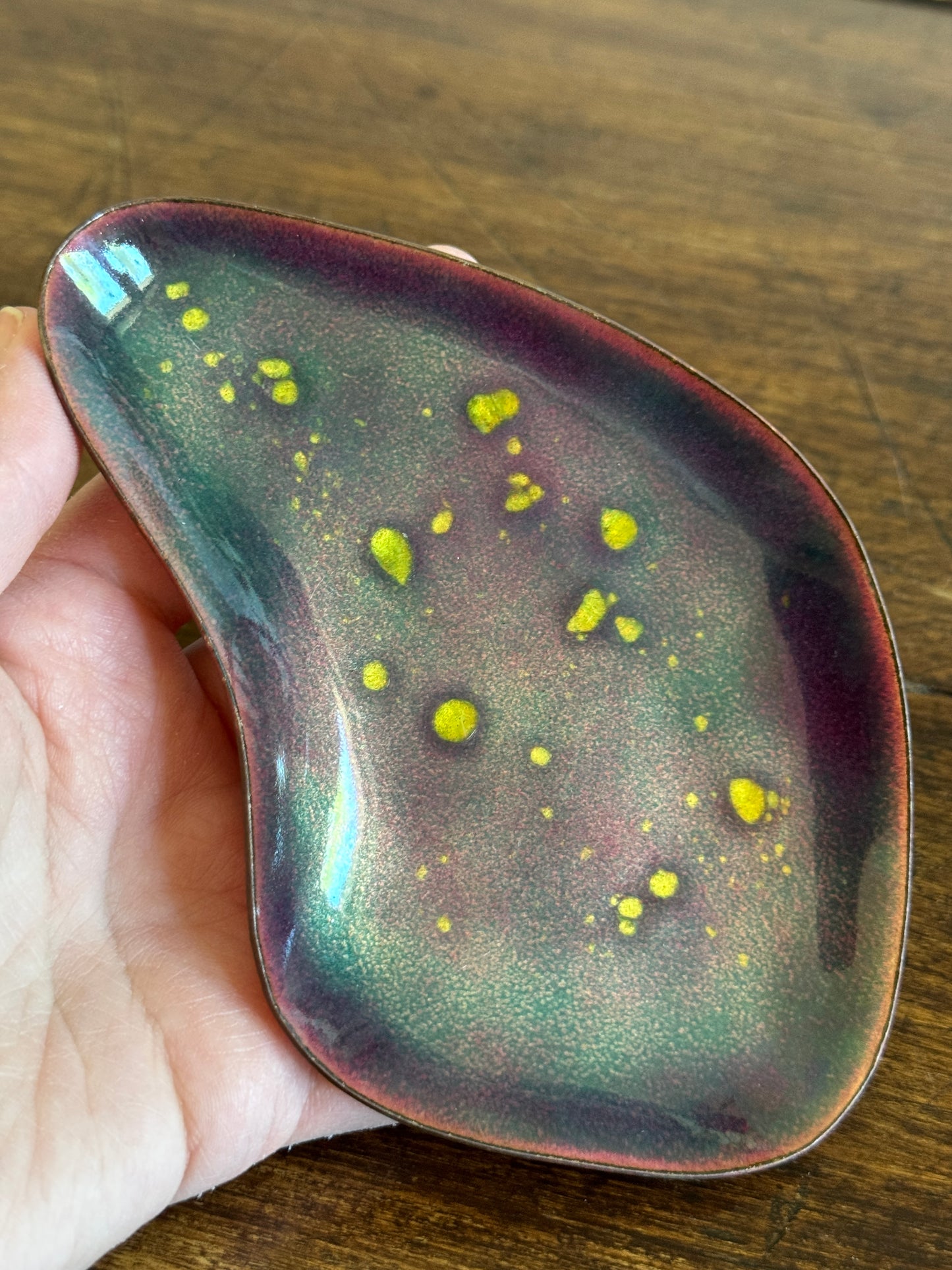 Vintage Pair of Enamel Trinket Dishes - One with Flowers, One with Speckles