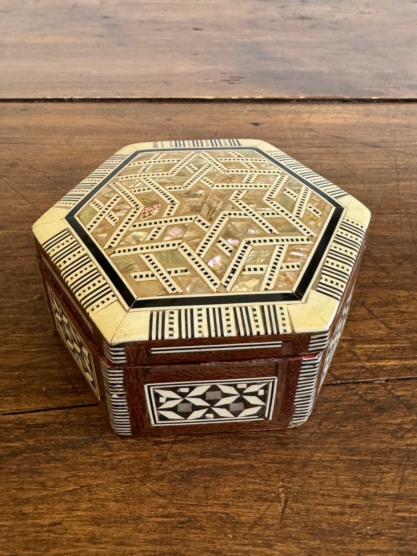 Vintage Inlay Trinket Box with Stunning Mother of Pearl Marquetry and Red Felt Inside