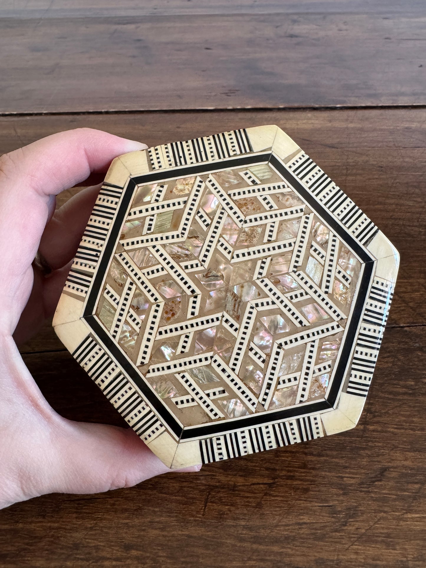 Vintage Inlay Trinket Box with Stunning Mother of Pearl Marquetry and Red Felt Inside