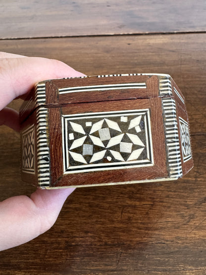 Vintage Inlay Trinket Box with Stunning Mother of Pearl Marquetry and Red Felt Inside