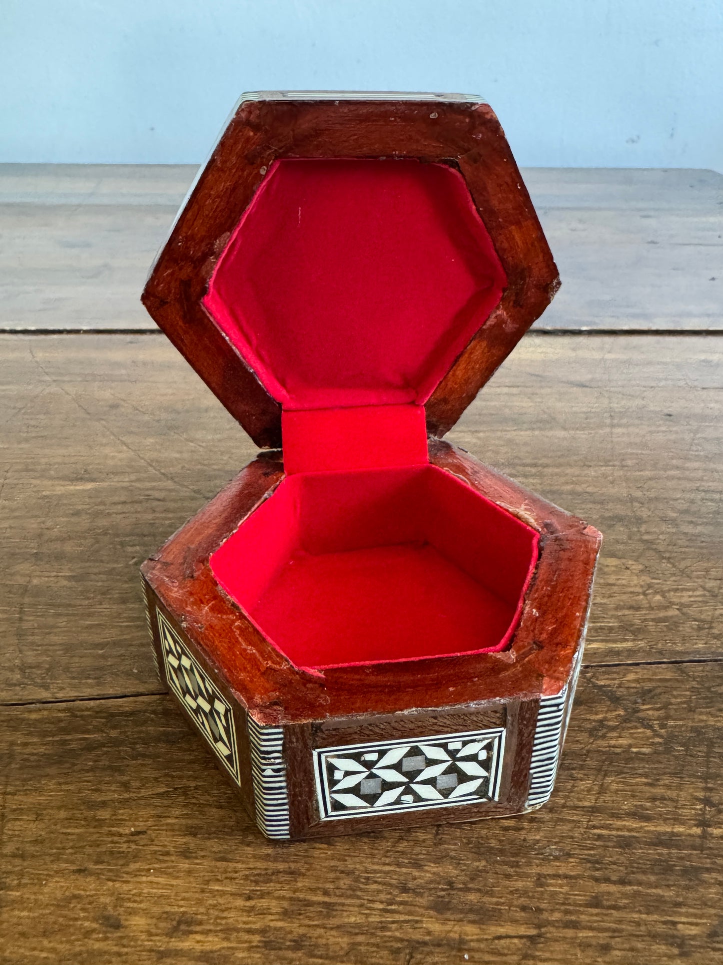 Vintage Inlay Trinket Box with Stunning Mother of Pearl Marquetry and Red Felt Inside