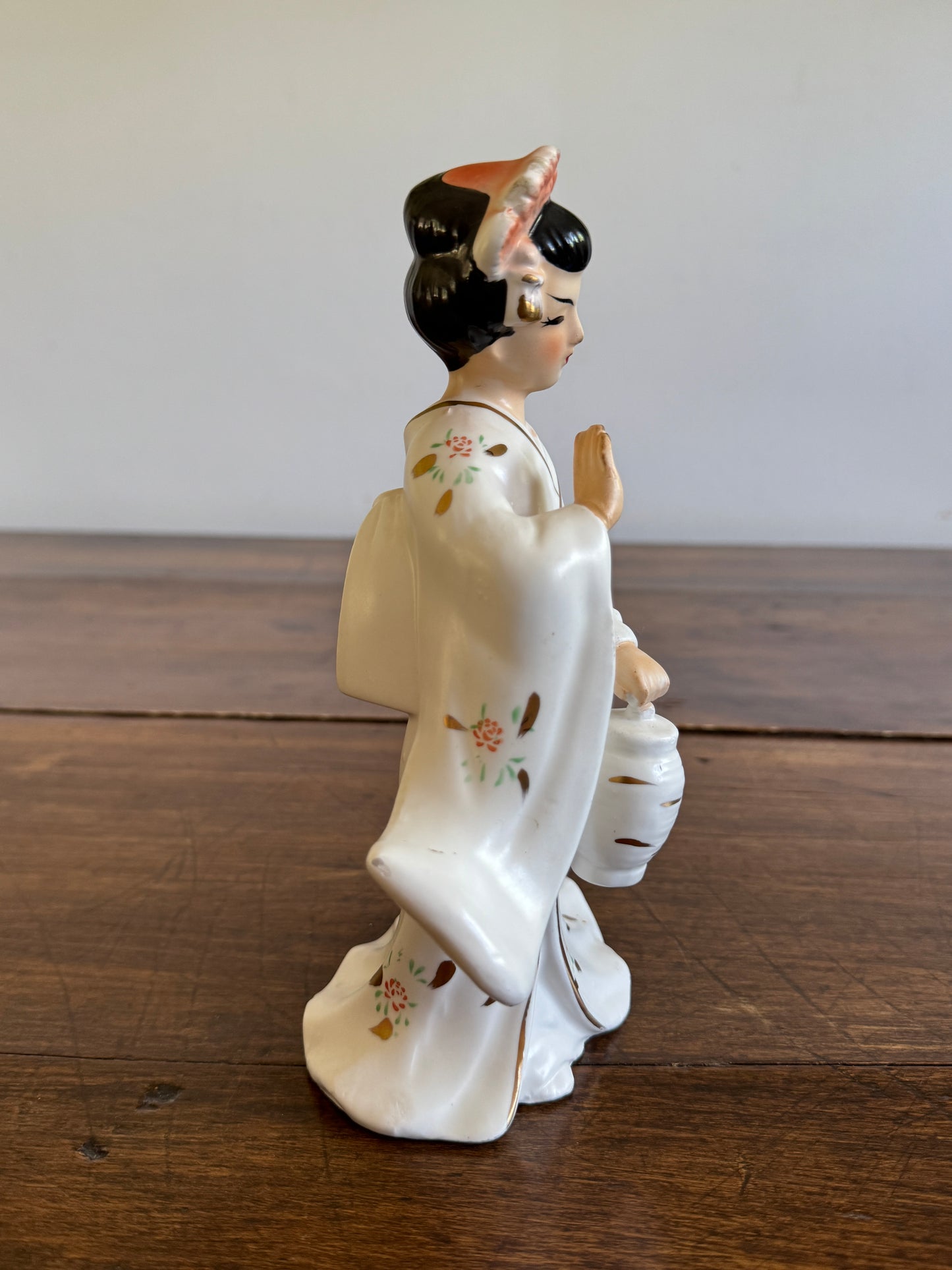 Ceramic Japanese Woman in White Kimono - Geisha Figurine