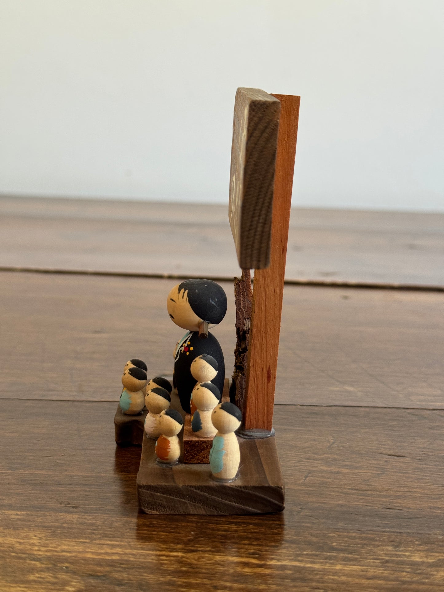 Japanese Multi Doll Scenic Wood Decor with Sign