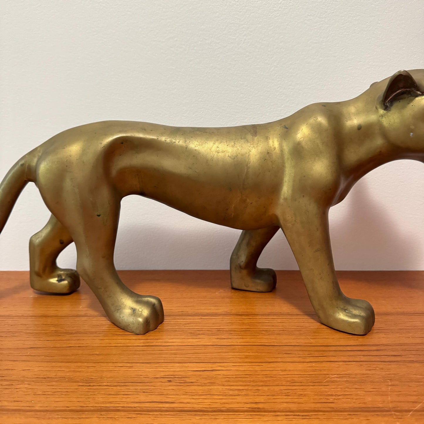 Substantial Vintage Modern Brass Panther Cat Sculpture - Vintage Brass Wild Cat Figurine