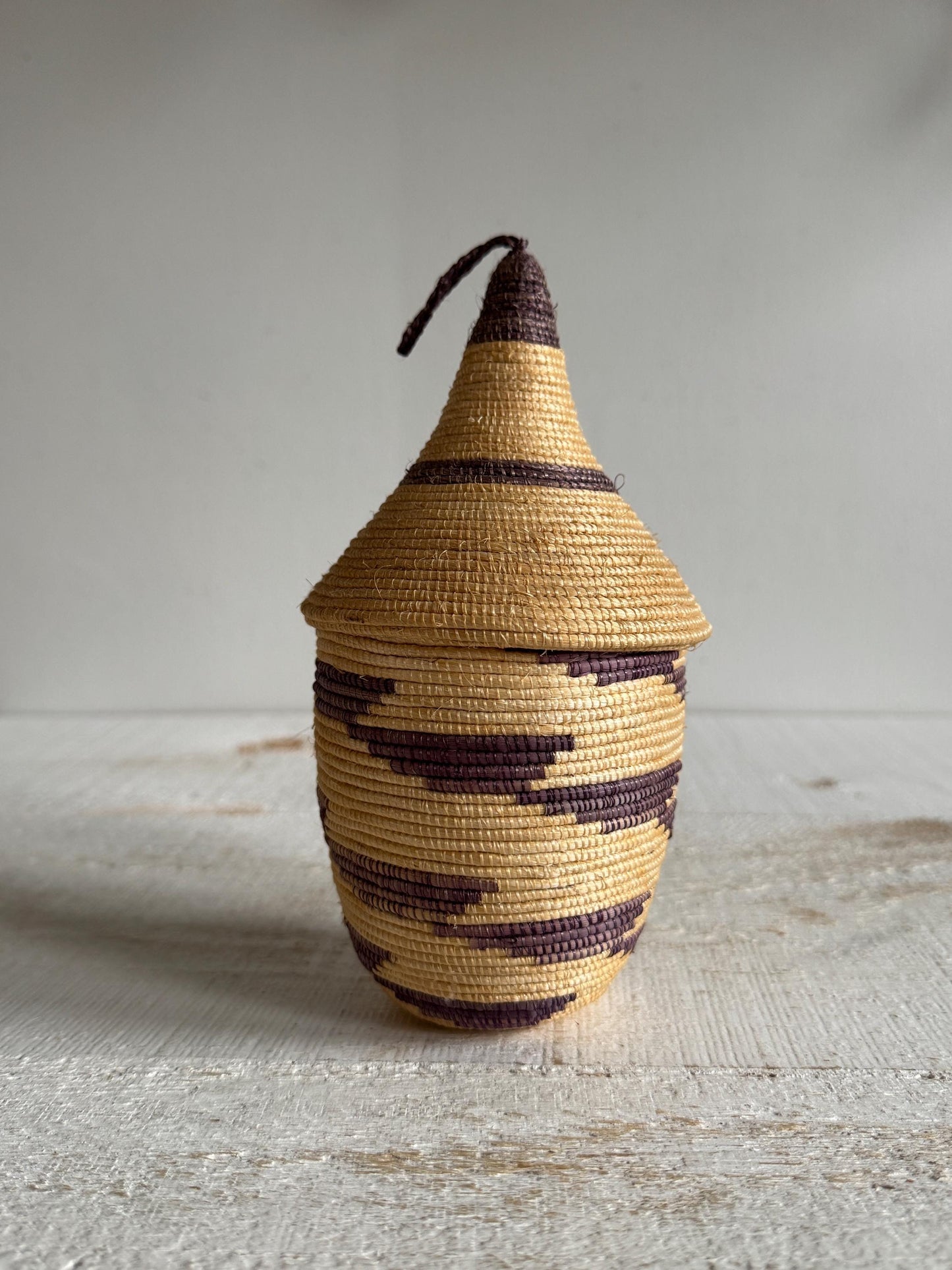Woven Tight Woven Coil Basket with Pointed Lid - Small Storage Basket with Woven Detailed and Point Top