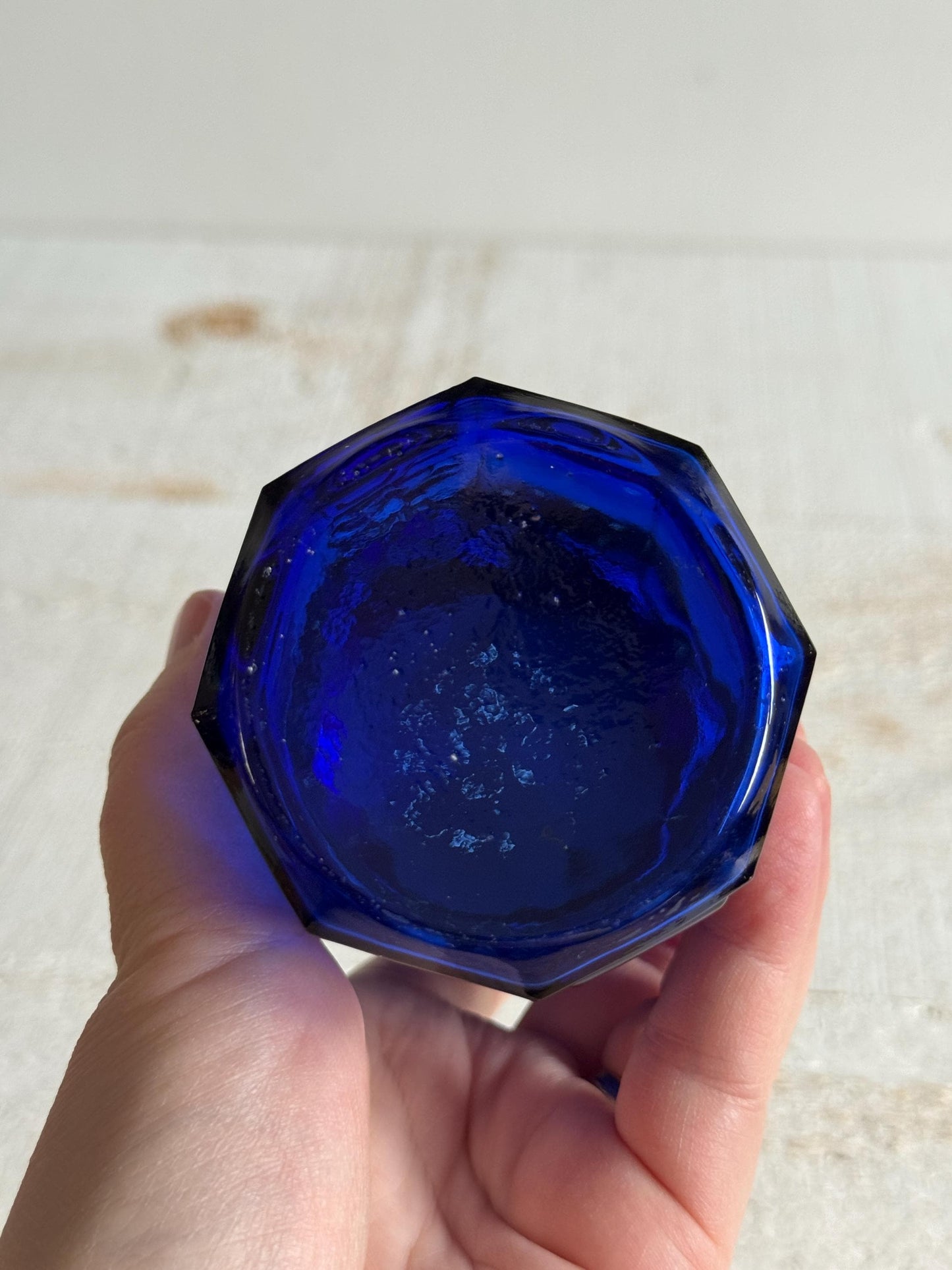 Single Vintage Cobalt Blue Glass with Metal Lid Pepper Shaker - Large Retro Kitchen Pepper Shaker