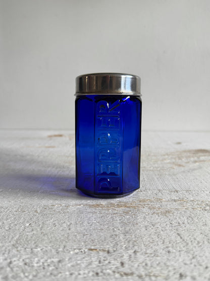 Single Vintage Cobalt Blue Glass with Metal Lid Pepper Shaker - Large Retro Kitchen Pepper Shaker
